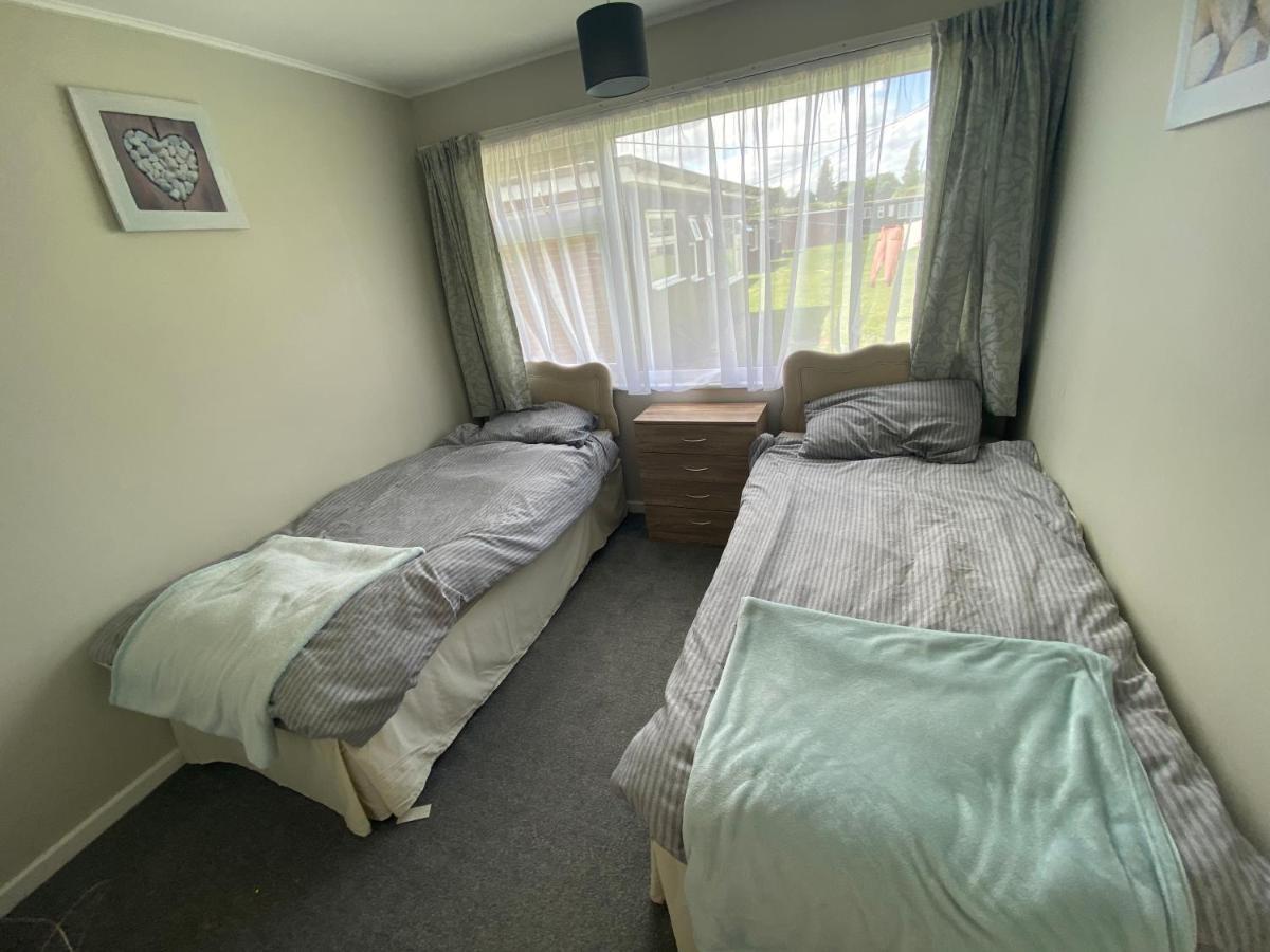 דירות המסבי Sunee Holidays Chalet מראה חיצוני תמונה