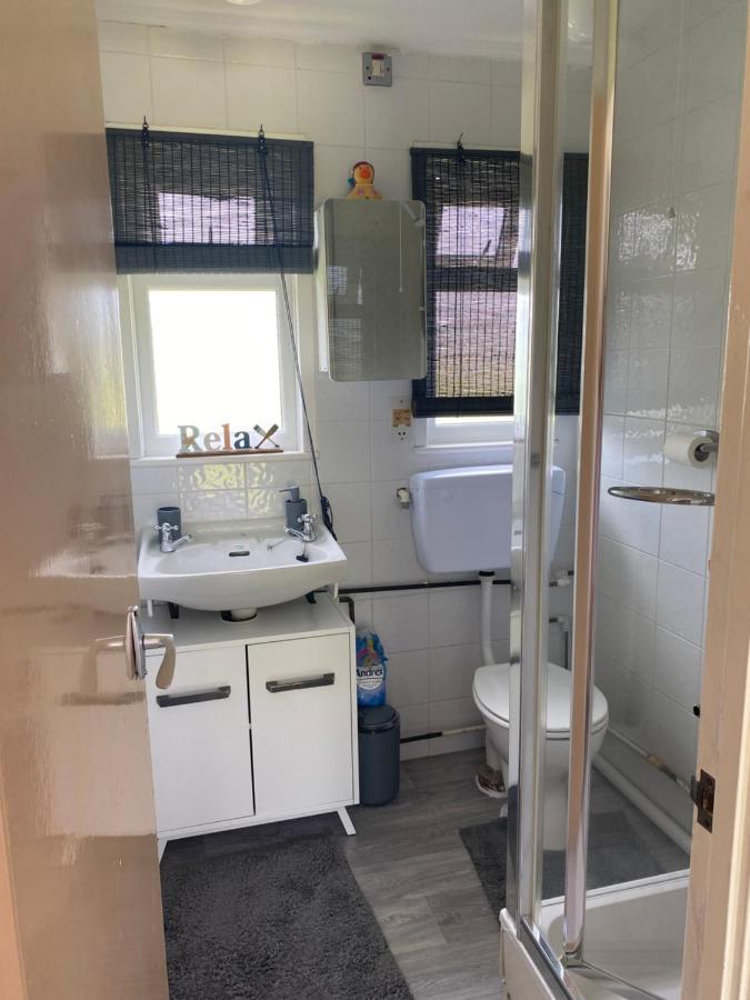 דירות המסבי Sunee Holidays Chalet מראה חיצוני תמונה